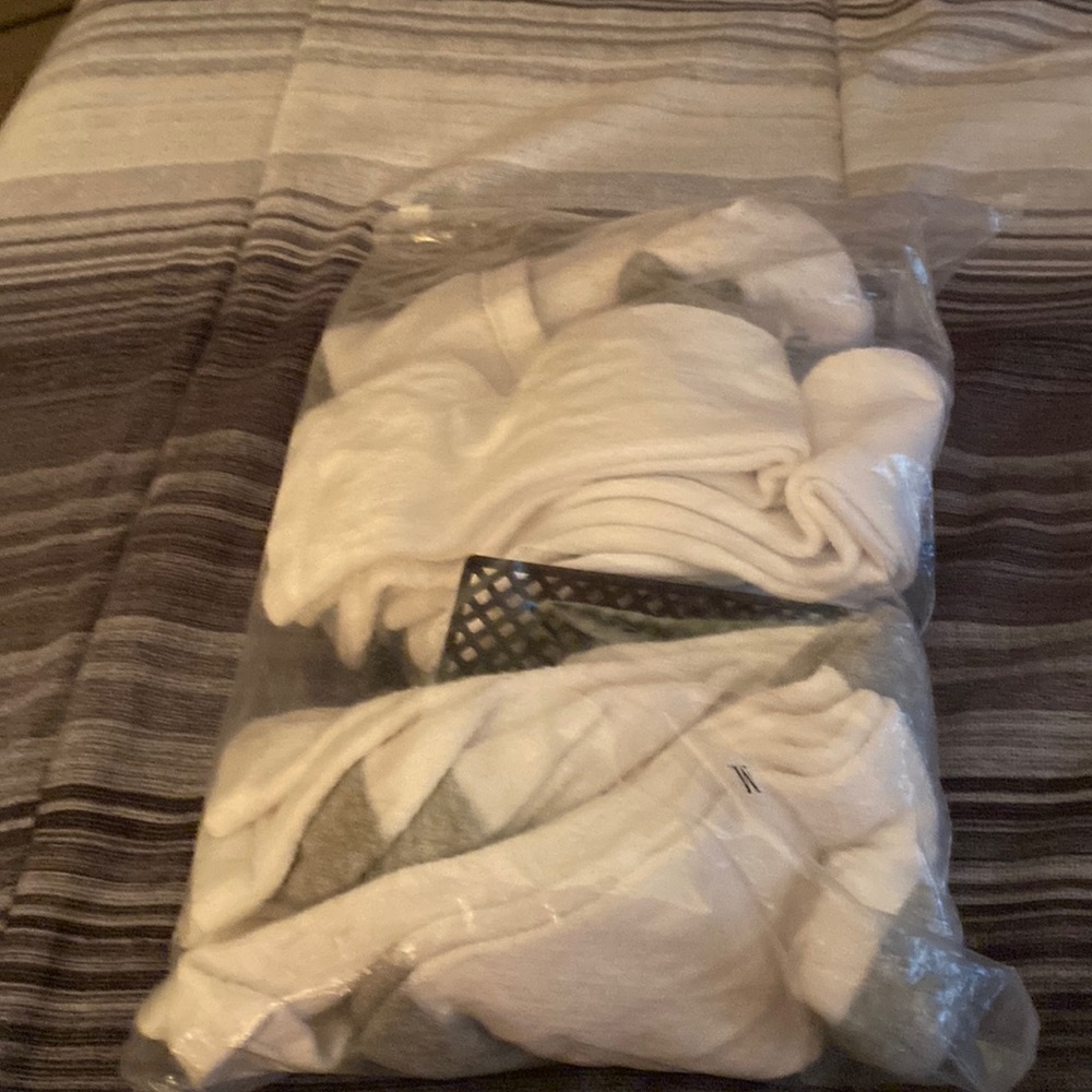 A random bag of 7 pairs of socks boys brand new!